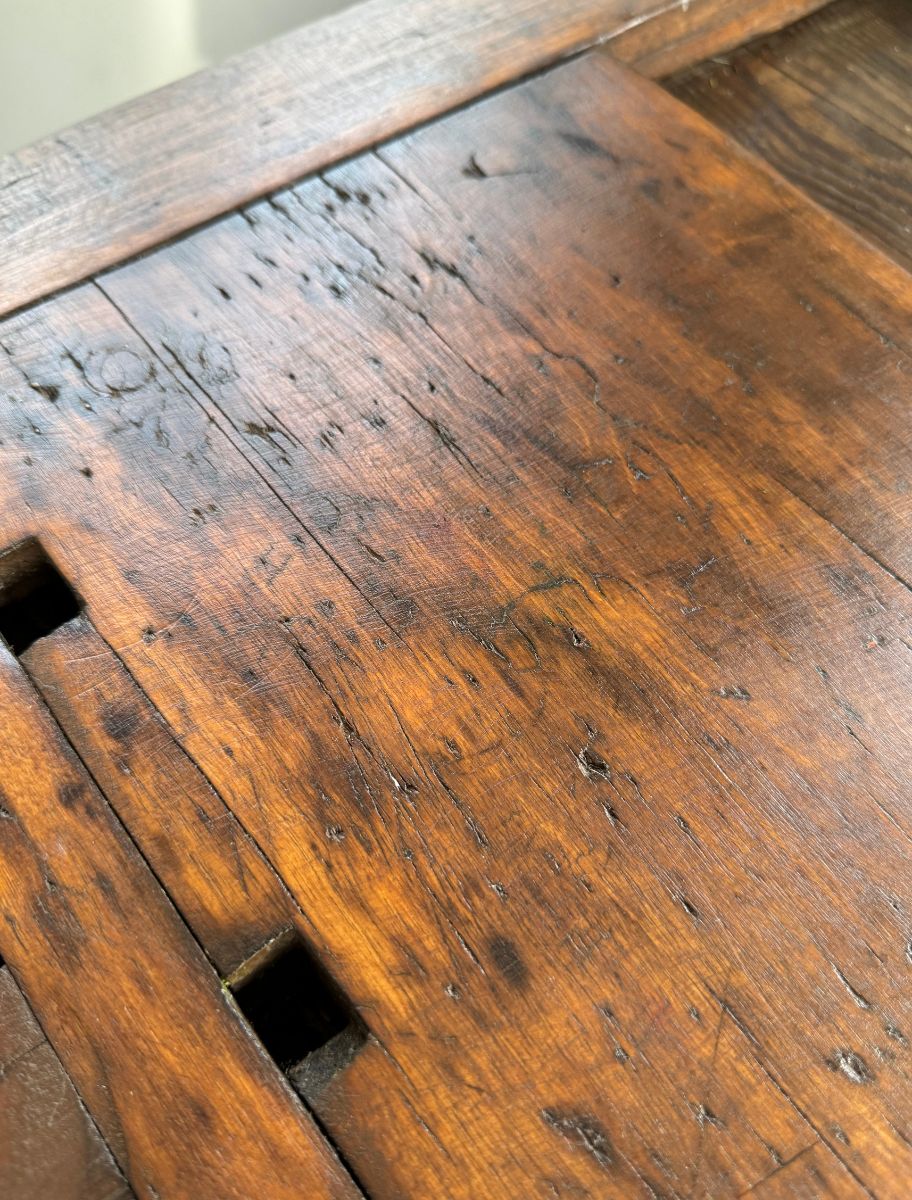Natural wood wax is a choice for restoration projects, providing a slightly matte effect.